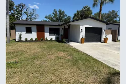 4427 Huntington Street NE, Saint Petersburg, FL 33703 - Photo 1