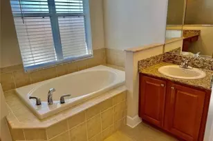 9654 Jasmine Brook Cir, Land O Lakes, FL 34638 - Photo 14
