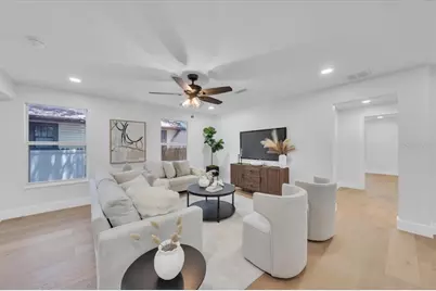 1110 12th Street N, Saint Petersburg, FL 33705 - Photo 22