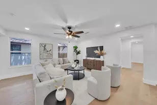 1110 12th St N, Saint Petersburg, FL 33705 - Photo 22