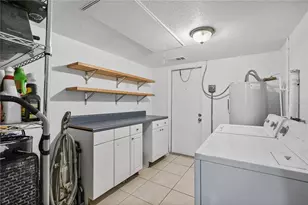 3027 Burlington Ave N, Saint Petersburg, FL 33713 - Photo 26
