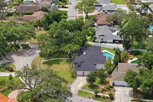 3042 Samara Dr, Tampa, FL 33618 - Photo 44