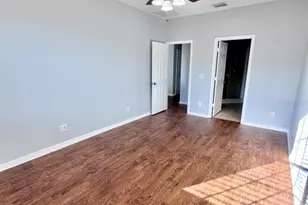 1039 Blackwater Dr, Wesley Chapel, FL 33543 - Photo 8