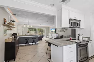 29703 69th St N, Clearwater, FL 33761 - Photo 8