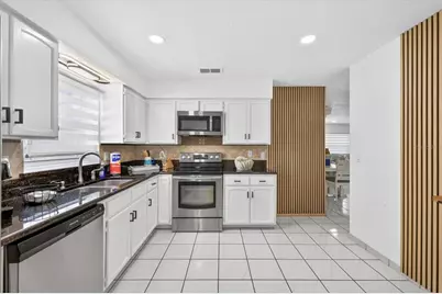 8902 N Hamner Avenue, Tampa, FL 33604 - Photo 12