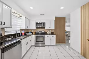 8902 N Hamner Ave, Tampa, FL 33604 - Photo 12
