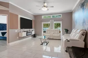 10510 Egret Haven Ln, Riverview, FL 33578 - Photo 8