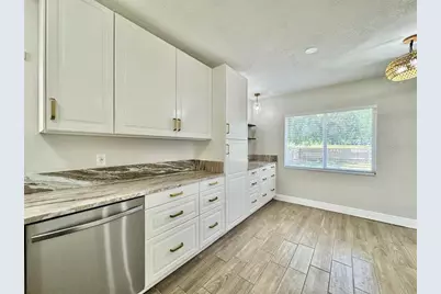13014 Fennway Ridge Drive, Riverview, FL 33579 - Photo 16