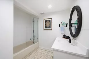 9718 N Oregon Ave, Tampa, FL 33612 - Photo 28