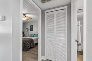 2460 Northside Dr, Clearwater, FL 33761 - Photo 16