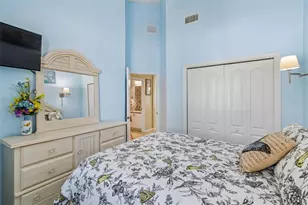 2011 Sifield Greens Way, Sun City Center, FL 33573 - Photo 40