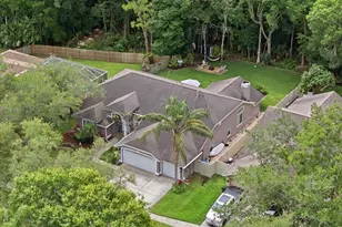 10602 Chambers Dr, Tampa, FL 33626 - Photo 2