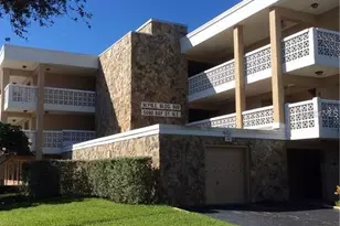 5090 Bay Street NE, Saint Petersburg, FL 33703 - Photo 1