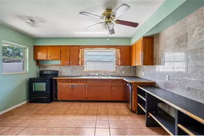 6610 4th Avenue N, Saint Petersburg, FL 33710 - Photo 12