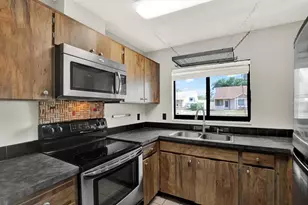 12320 Witheridge Dr, Tampa, FL 33624 - Photo 12