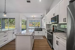 17833 Hyland Ln, Dade City, FL 33523 - Photo 20