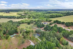 17833 Hyland Ln, Dade City, FL 33523 - Photo 68