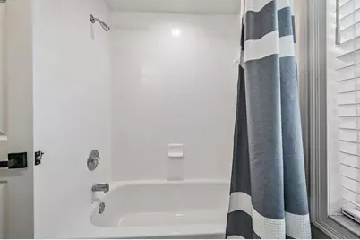 17833 Hyland Lane, Dade City, FL 33523 - Photo 38