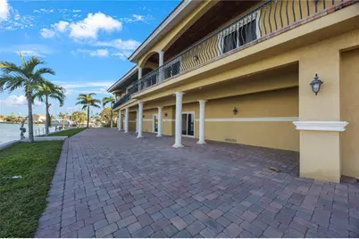 736 Pruitt Drive, Madeira Beach, FL 33708 - Photo 30