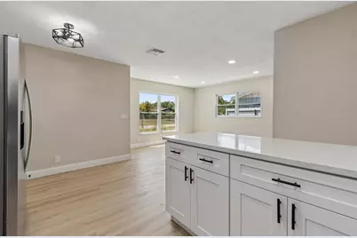 4221 Empire Place, Tampa, FL 33610 - Photo 18