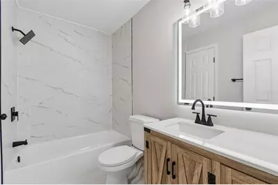 4221 Empire Place, Tampa, FL 33610 - Photo 28