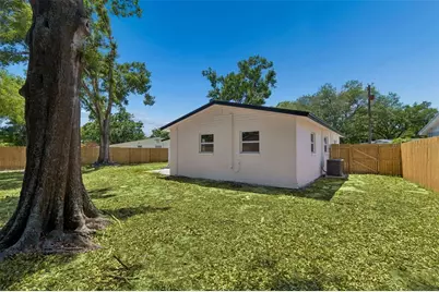 4221 Empire Place, Tampa, FL 33610 - Photo 46
