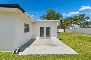 10229 N Valle Dr, Tampa, FL 33612 - Photo 52