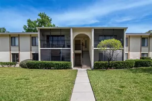 3211 Lake Pine Way E, Tarpon Springs, FL 34688 - Photo 1