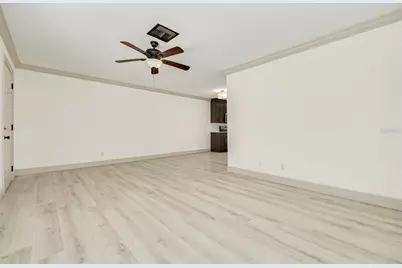 535 32nd Avenue N #5, Saint Petersburg, FL 33704 - Photo 8