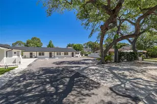 535 32nd Ave N, Saint Petersburg, FL 33704 - Photo 1