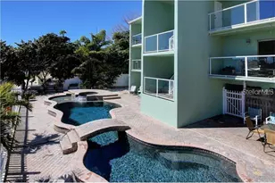 125 110th Ave, Treasure Island, FL 33706 - Photo 4