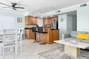 125 110th Ave, Treasure Island, FL 33706 - Photo 6