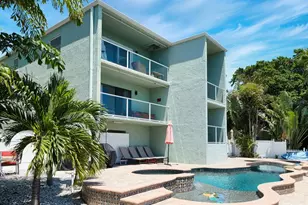 125 110th Ave, Treasure Island, FL 33706 - Photo 2