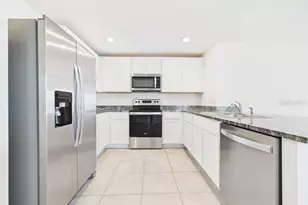 649 Sunlit Coral St, Ruskin, FL 33570 - Photo 4