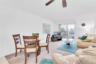 10365 Paradise Blvd, Treasure Island, FL 33706 - Photo 4