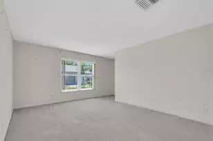 8241 Brentwood Rd, Seminole, FL 33777 - Photo 16