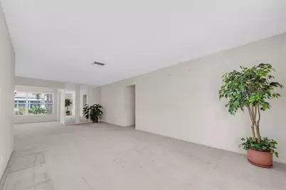 8241 Brentwood Road #8241, Seminole, FL 33777 - Photo 14
