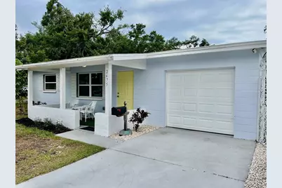 2475 47th Street S, Saint Petersburg, FL 33711 - Photo 2