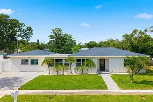 1242 Bermuda St, Clearwater, FL 33755 - Photo 2