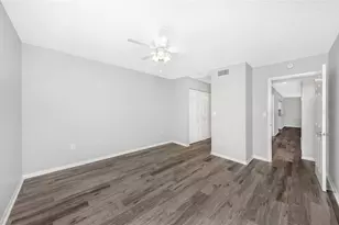 1281 Pine Ridge Cir E, Tarpon Springs, FL 34688 - Photo 22