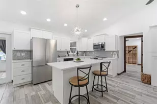 39825 Sunburst Dr, Dade City, FL 33525 - Photo 12