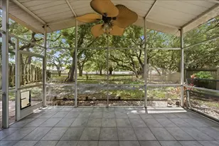 3324 Manor Cove Cir, Riverview, FL 33578 - Photo 6