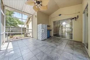 3324 Manor Cove Cir, Riverview, FL 33578 - Photo 4