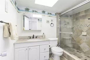 1270 Gulf Blvd, Clearwater Beach, FL 33767 - Photo 18