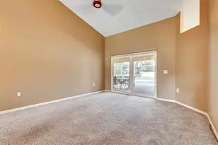 12229 Langshaw Dr, Thonotosassa, FL 33592 - Photo 10