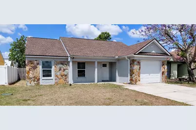 9010 Dacena Villa Place, Tampa, FL 33635 - Photo 1