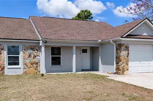 9010 Dacena Villa Pl, Tampa, FL 33635 - Photo 1