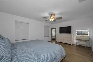 8291 Crescent Oaks Dr, New Port Richey, FL 34655 - Photo 22