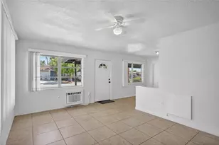 612 12th St Dr W, Palmetto, FL 34221 - Photo 12