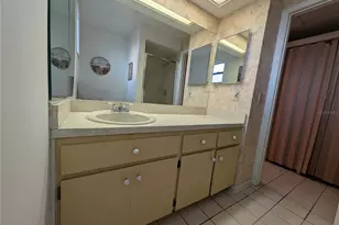 2042 Sunset Grove Ln, Clearwater, FL 33765 - Photo 20